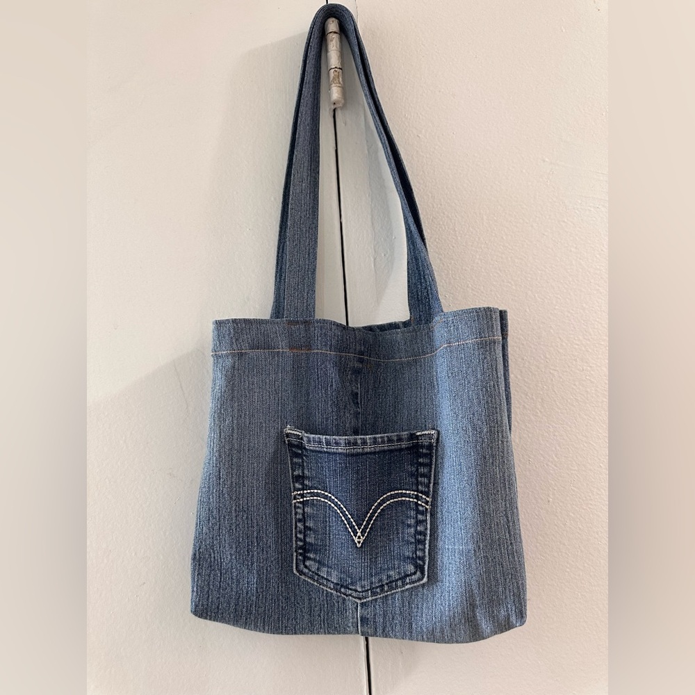 Homemade Levi’s Denim Tote Bag